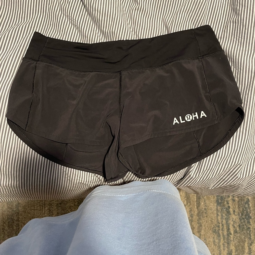 Lululemon shorts LIMITED EDITION